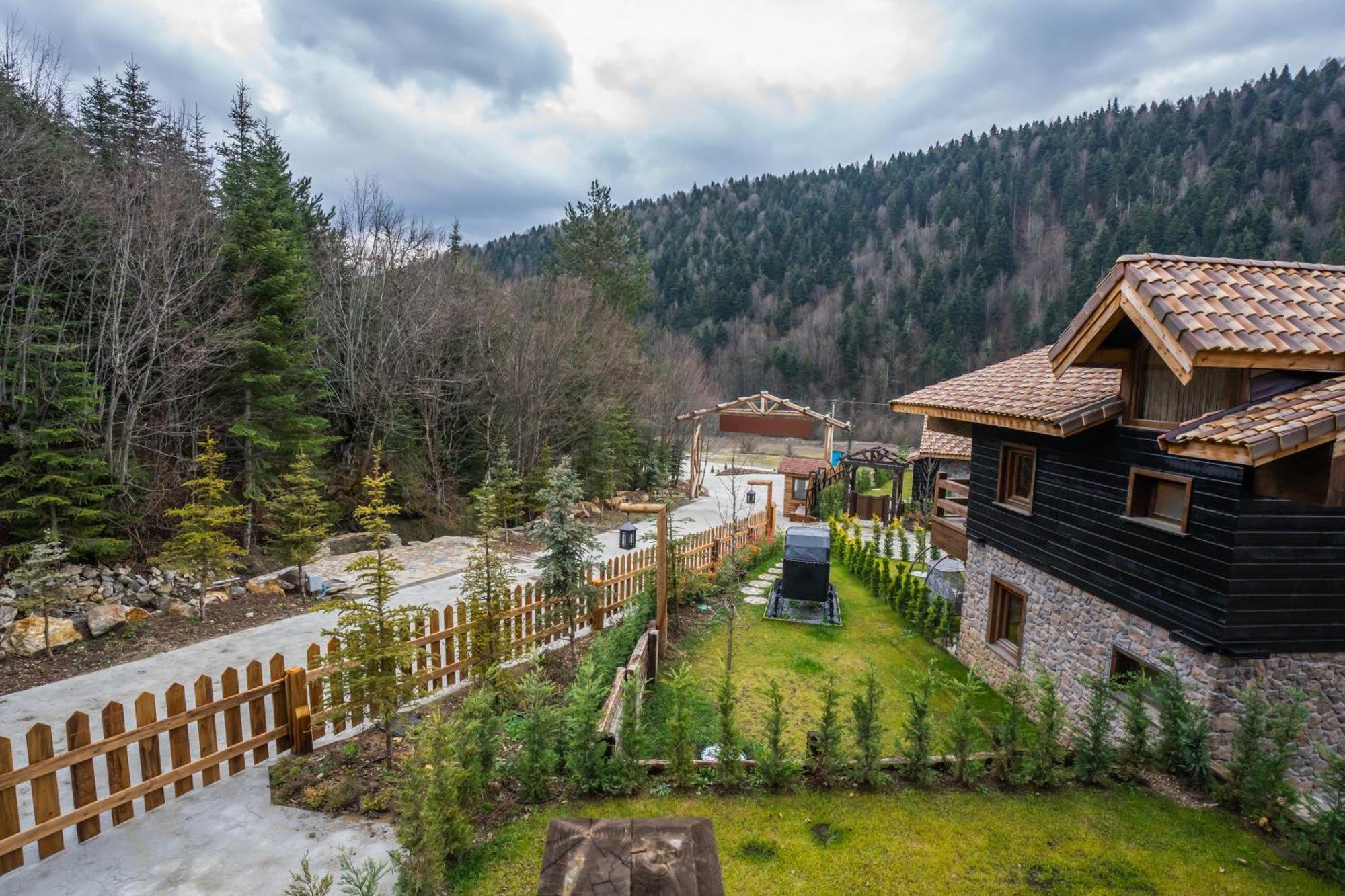Bi Abant Masali Village Hotel Markooğlu Екстериор снимка